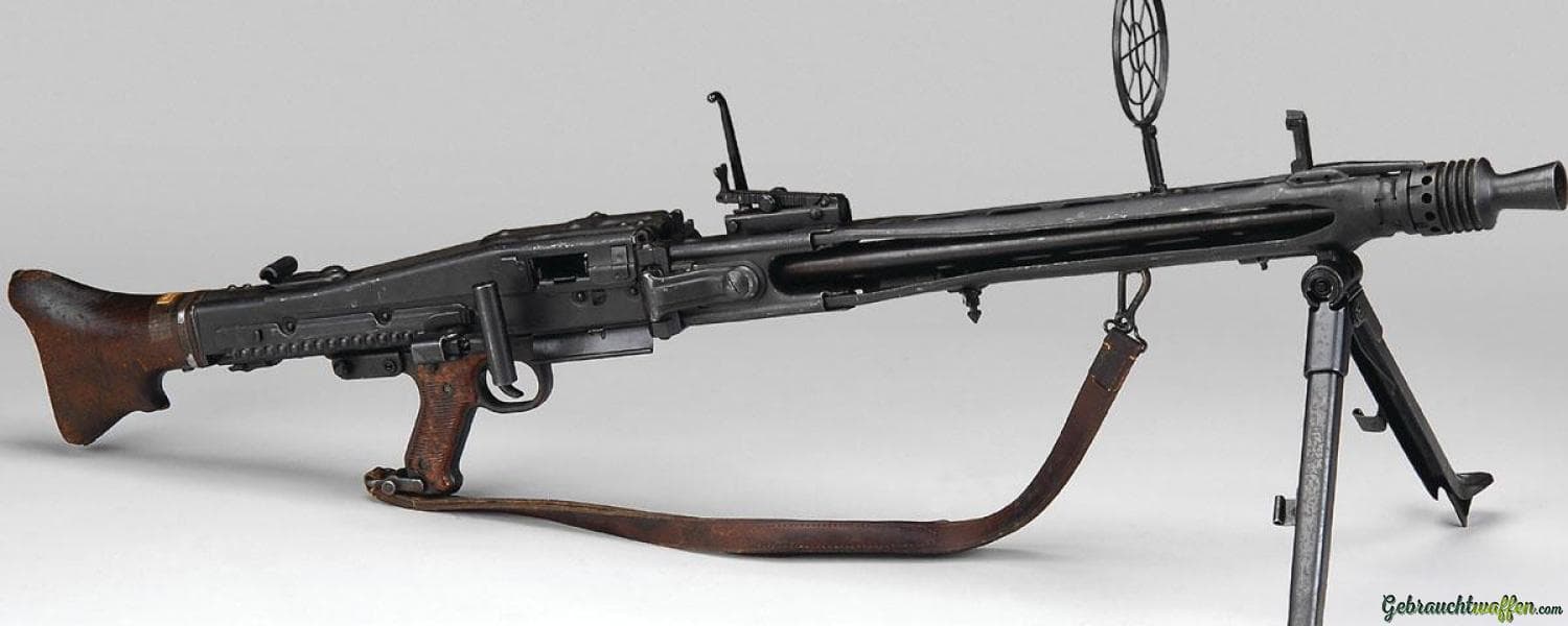 Cherche une MG 42 de 1942